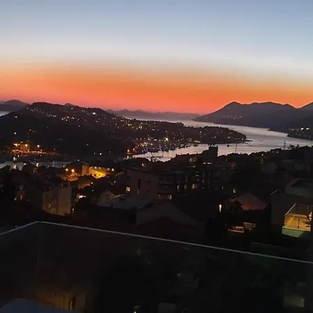 Apartment Sunset *